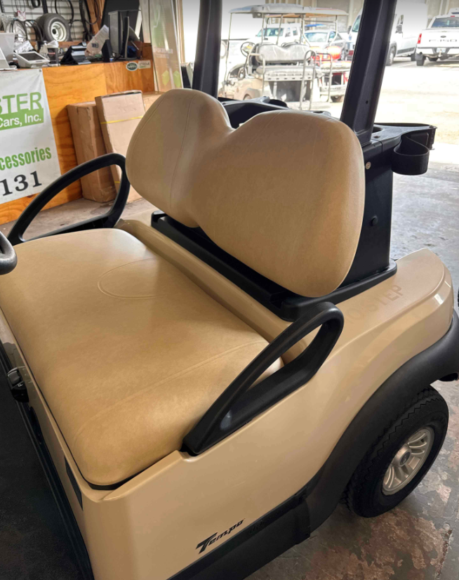 CLUB CAR Golf Cart Car Like New Model Tempo With 4-Wheel Drive - Image 3