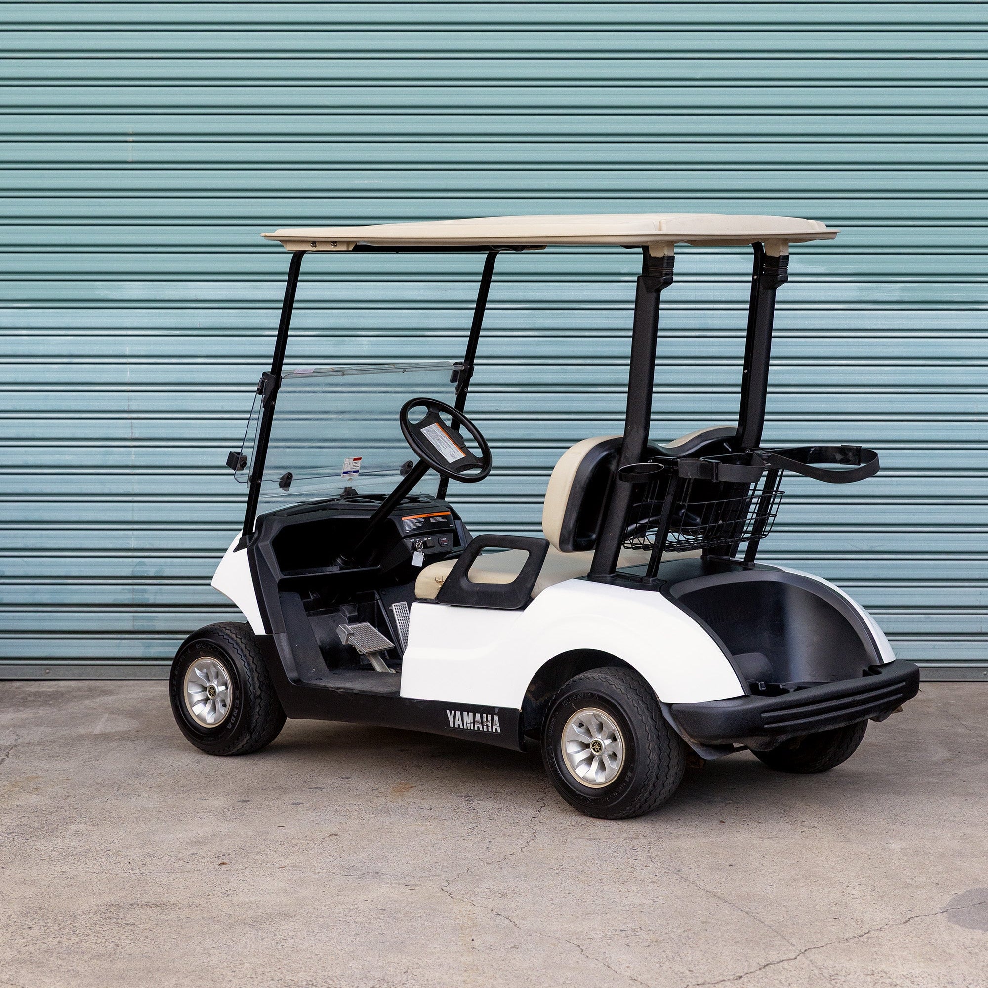 Used 2016 Yamaha FLA Golf Cart - White - Image 5