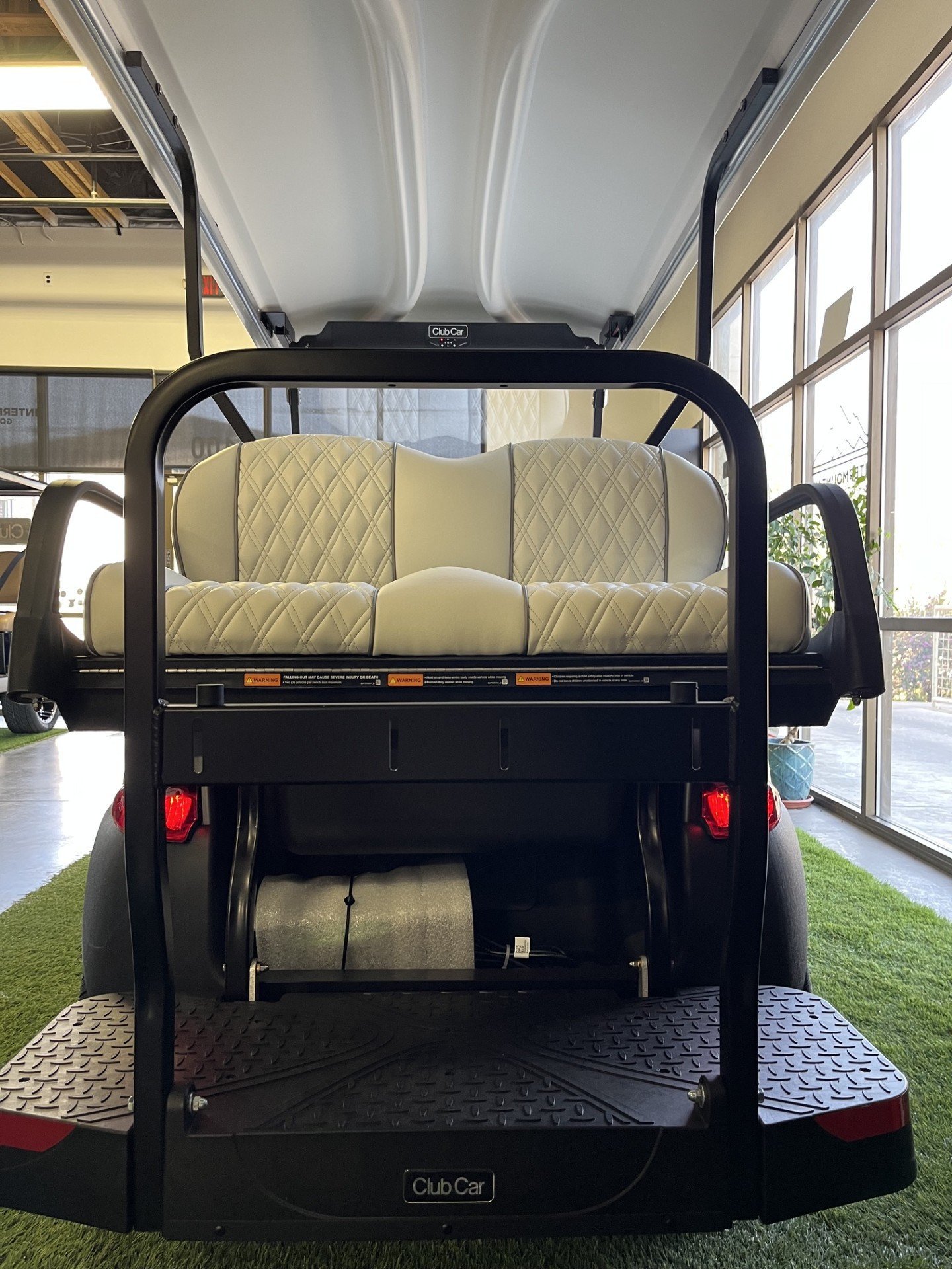 2027 Club Car Onward 4 Passenger HP Lithium Premium | Matte Graphite - Image 3