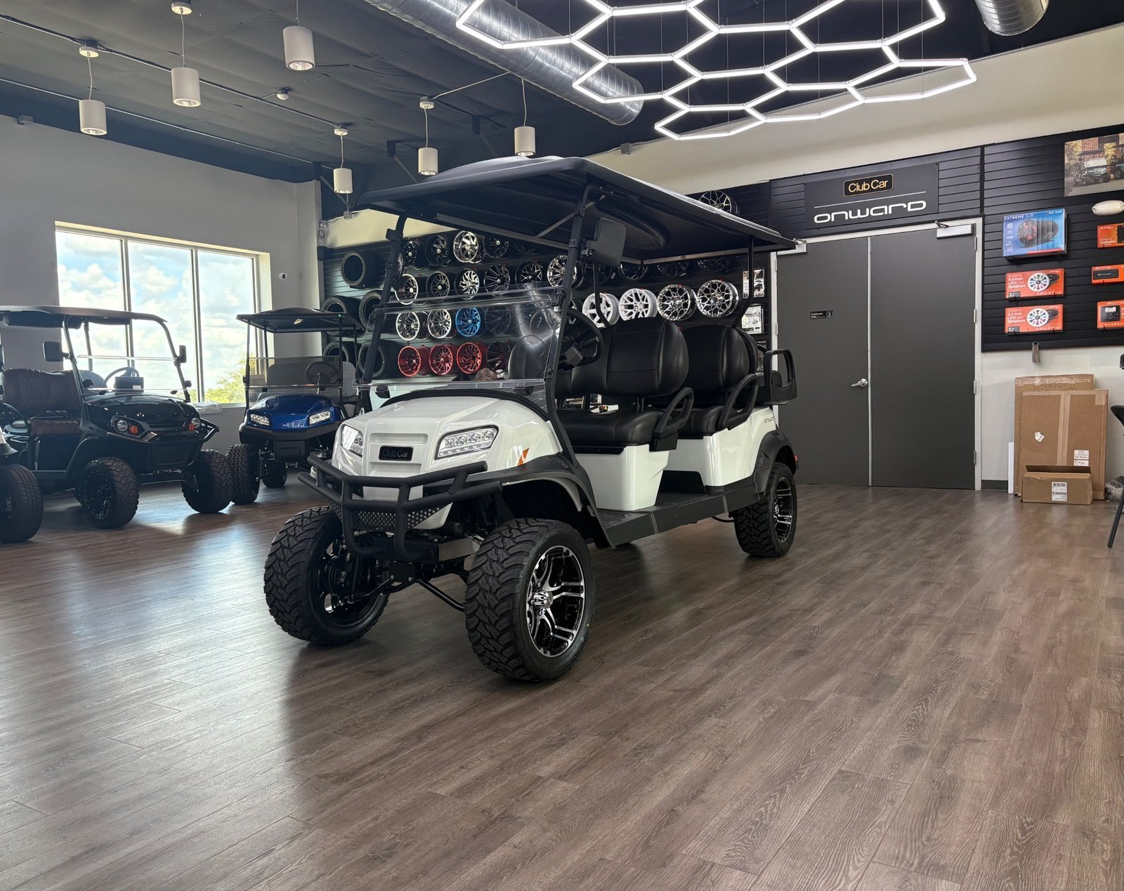 2027 Club Car Onward 6-Passenger Gas Golf Cart - Image 5