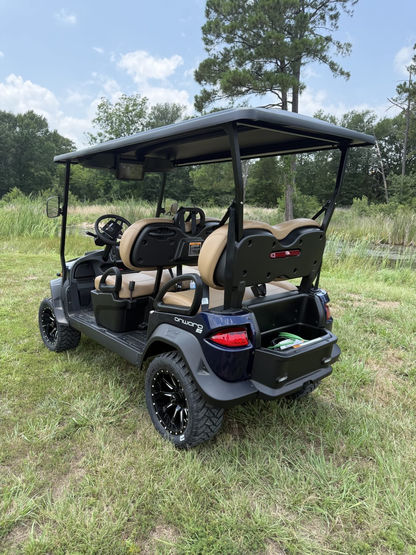 2027 Club Car Onward 4 Forward LSV 4-Passenger Lithium | Blue - Image 9