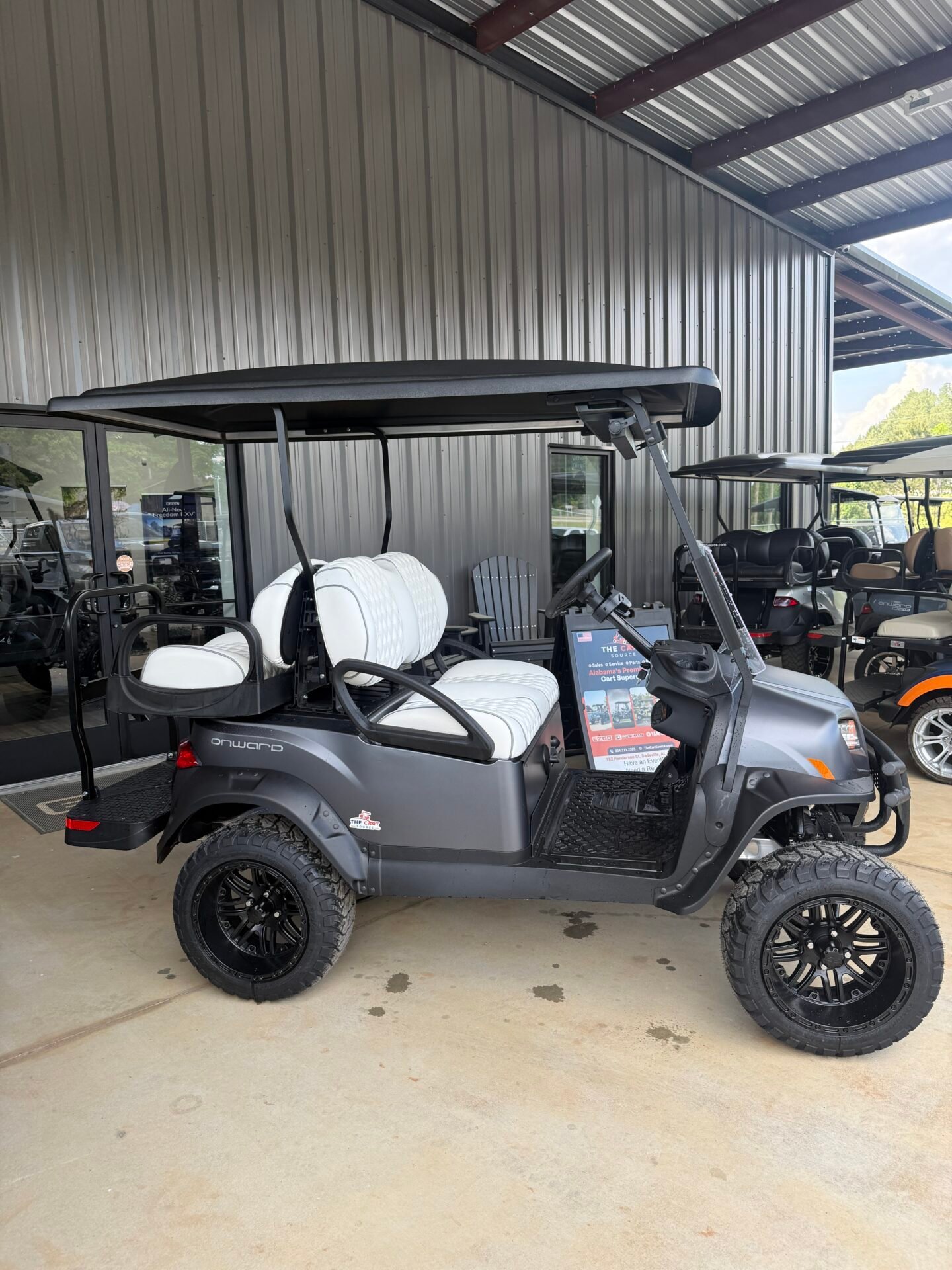 2027 Club Car Onward Lifted 4-Passenger Gas Premium | Matte Graphite - Image 10