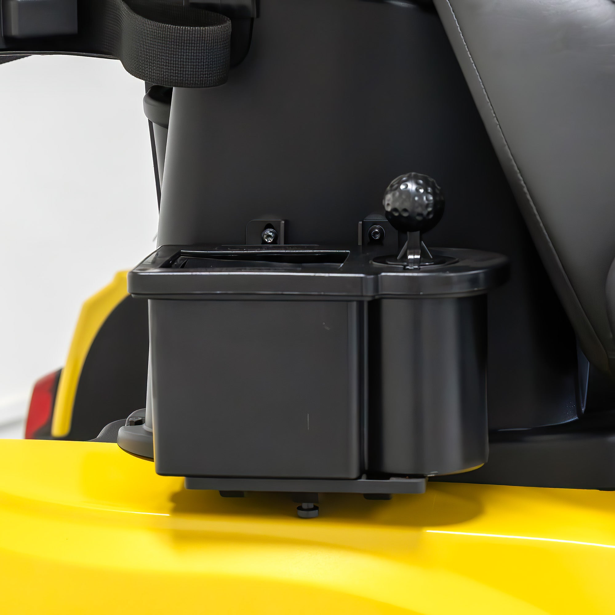 Refurbished 2021 Club Car Tempo Lithium Golf Cart - Liquid Yellow - Image 6